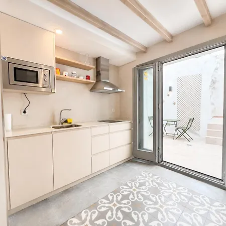 The Mediterranean House Old Town - Eaw Homes * Μαρμπέλλα